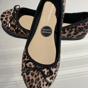 Atmosphere Leopard Print Flats